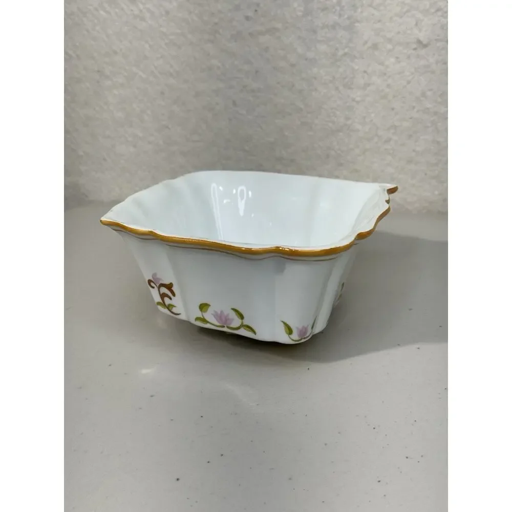 Franklin Mint Le Cordon Bleu Porcelain Diamond Mold White Goose Flower Butterfly